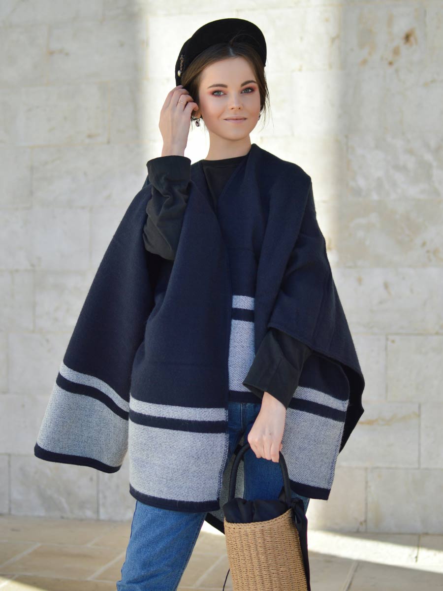 Woolen cape